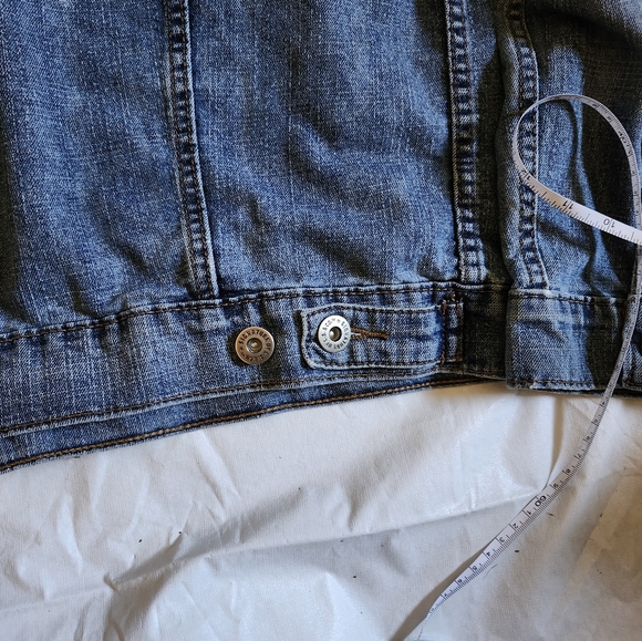 EUC Signature Levi Strauss Jean Jacket - Picture 10 of 14